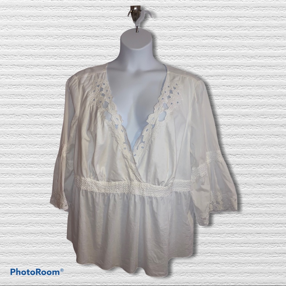 EUC White Cotton Top 26/28